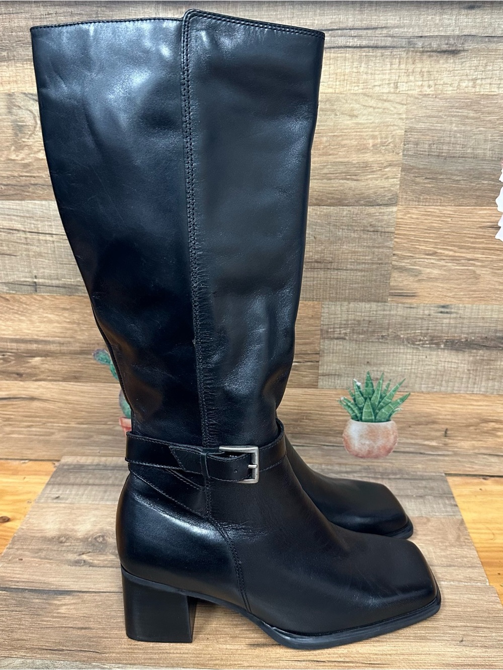 Caressa women’s tall black leather boots square toe size 7 W new